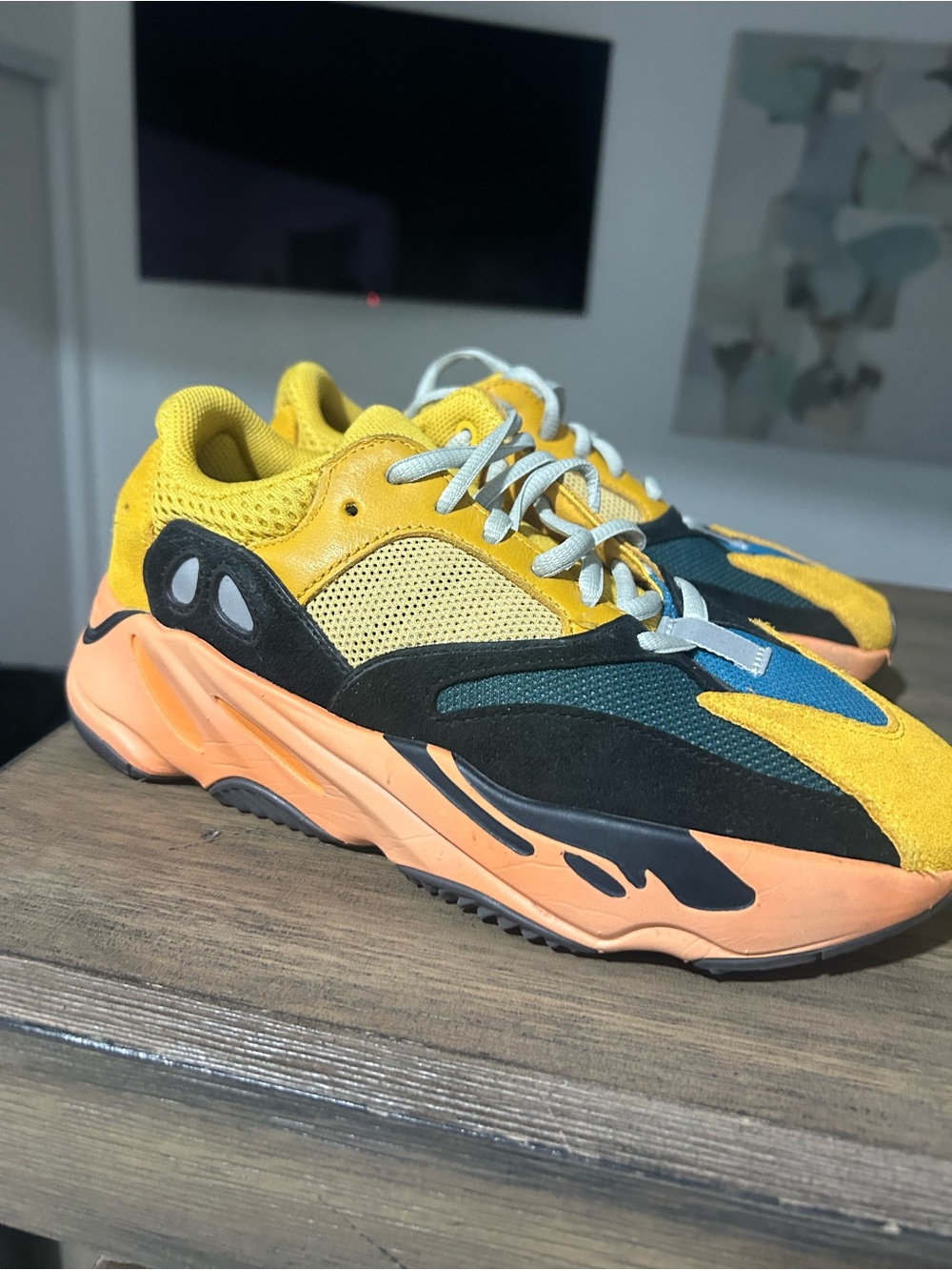 adidas Yeezy Boost 700 Sun - Picture 3 of 5